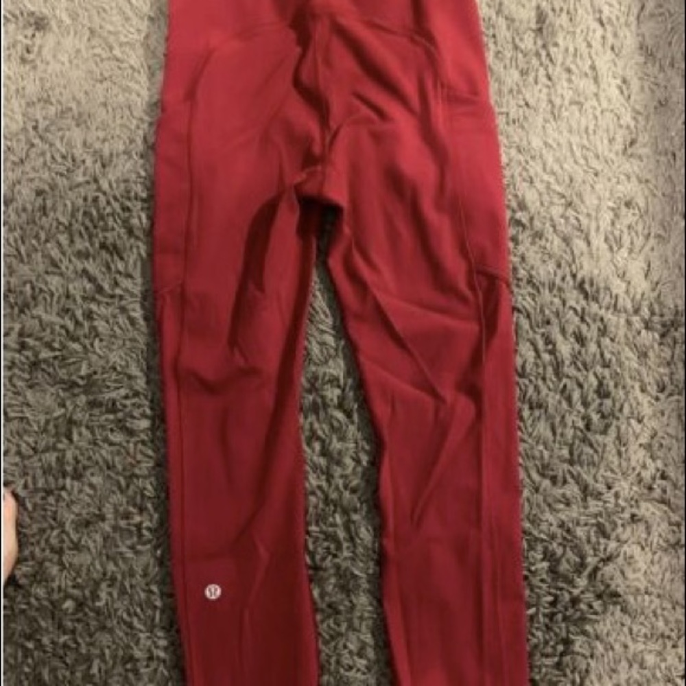 Lululemon Speed Up Crop 21"